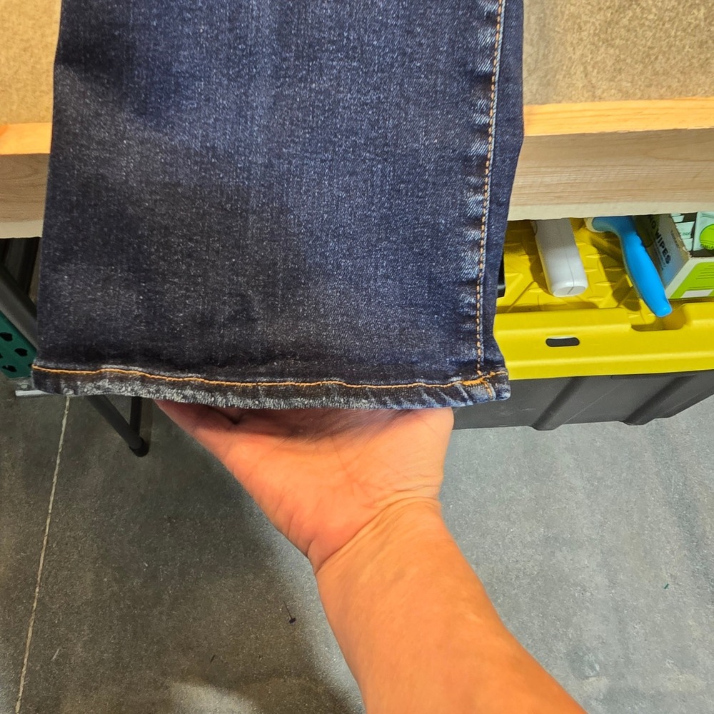 Good American Good Classic Bootcut Jeans Indigo Dark Wash Size 6-12 GCLBAF478T - Picture 3 of 12